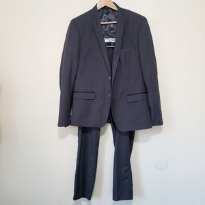 M151 grey suit